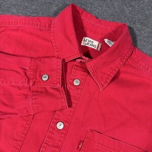 Vintage Levis Shirt Mens Size M Red Denim Long Sleeve Metal Button Red Tab